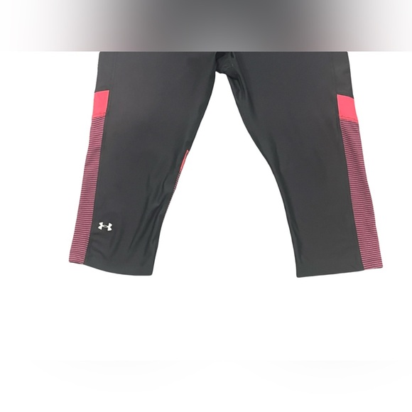 Under Armour Grey and Pink Athletic Pants. Size: Large. Good Condition. - Picture 2 of 4